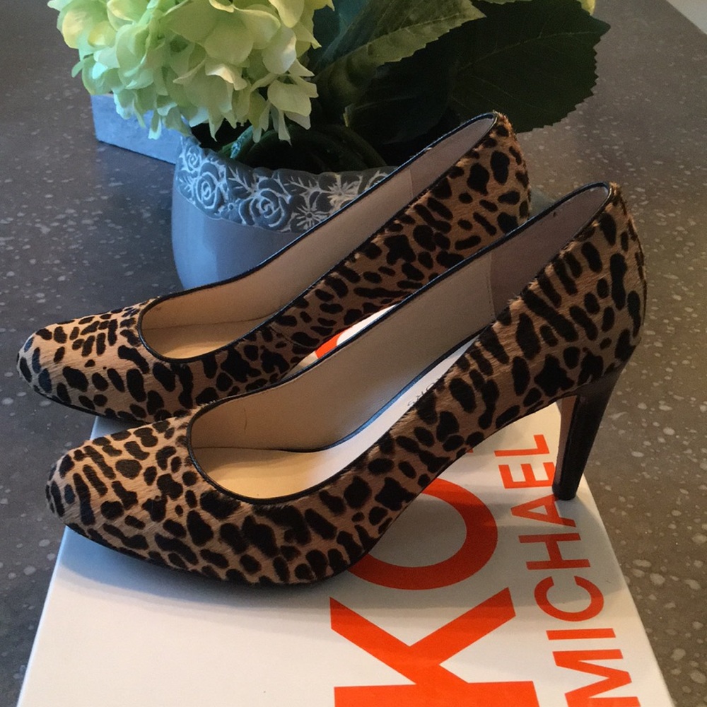 MICHAEL KORS CHETAH PRINT HEELS